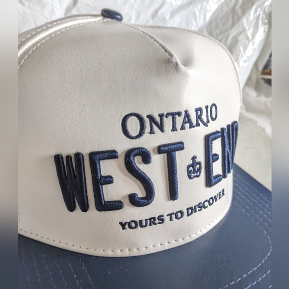 Faux Ontario Leather Snapback cap - Picture 2 of 7